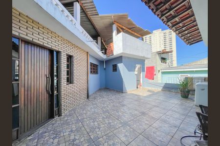 Casa à venda com 556m², 2 quartos e 5 vagasQuintal