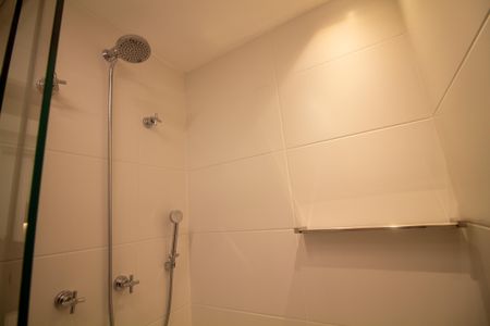 Studio para alugar com 30m², 1 quarto e sem vaga Studio para alugar com 30m², 1 quarto e sem vagaBanheiro