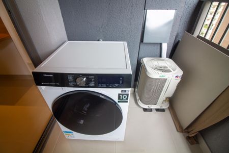 Studio para alugar com 30m², 1 quarto e sem vaga Studio para alugar com 30m², 1 quarto e sem vagaÁrea de Serviço