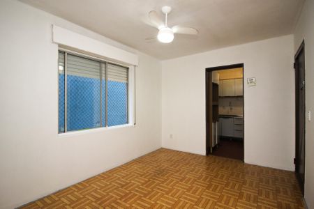 Sala de apartamento para alugar com 1 quarto, 42m² em Cristal, Porto Alegre