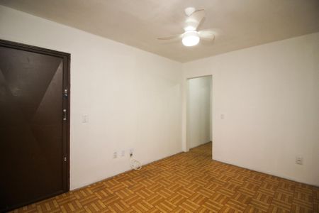Sala de apartamento para alugar com 1 quarto, 42m² em Cristal, Porto Alegre