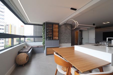 Apartamento à venda com 105m², 2 quartos e 2 vagasVaranda gourmet