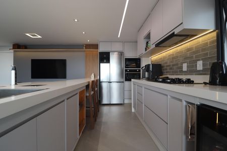 Apartamento à venda com 105m², 2 quartos e 2 vagasCozinha