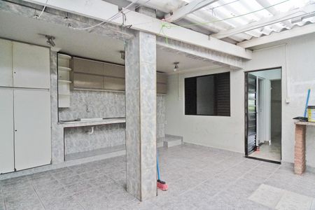 Casa para alugar com 80m², 2 quartos e sem vagaÁrea de Serviço