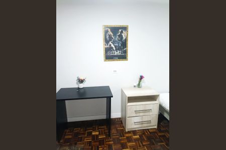 Quarto de kitnet/studio para alugar com 1 quarto, 30m² em Centro, Curitiba