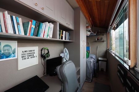 Casa de condomínio à venda com 54m², 2 quartos e 2 vagasÁrea de Serviço / Escritório 