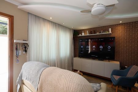 Casa de condomínio à venda com 54m², 2 quartos e 2 vagasSala 