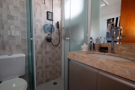 Casa de condomínio à venda com 54m², 2 quartos e 2 vagasBanheiro da Suíte 2