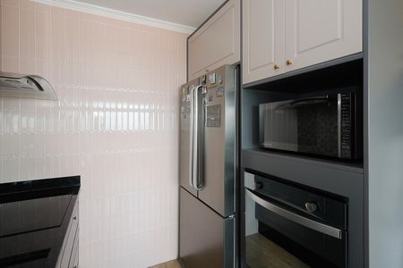 Casa de condomínio à venda com 54m², 2 quartos e 2 vagasCozinha - Armários