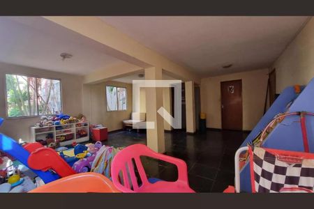 Apartamento para alugar com 70m², 3 quartos e 1 vagaÁrea comum - Salão de festas