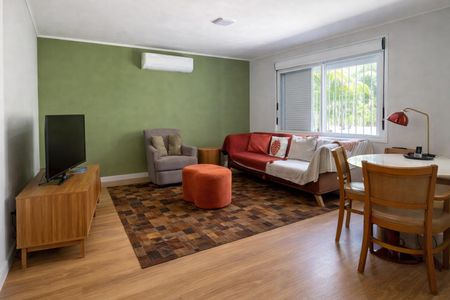 Sala  de apartamento para alugar com 2 quartos, 83m² em Rio Branco, Porto Alegre