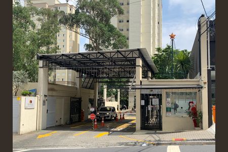 Apartamento à venda com 50m², 2 quartos e 1 vagaFachada e Portaria 