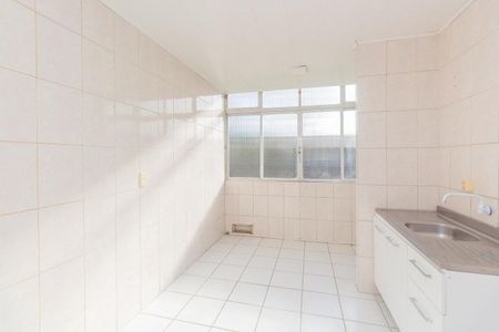 Cozinha  de apartamento à venda com 2 quartos, 58m² em Humaitá, Porto Alegre