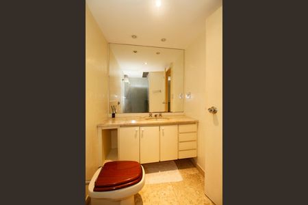 Apartamento para alugar com 110m², 3 quartos e 2 vagasBanheiro Social