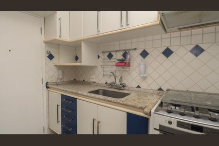 Apartamento à venda com 68m², 2 quartos e 2 vagasCozinha