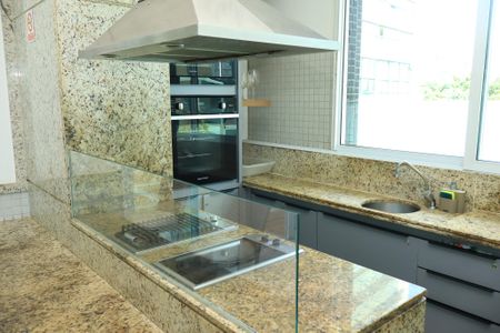 Apartamento para alugar com 207m², 4 quartos e 4 vagasÁrea comum - Salão de festas