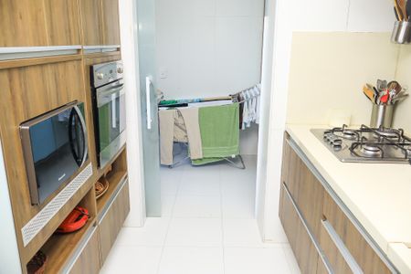 Apartamento para alugar com 207m², 4 quartos e 4 vagasCozinha - Armários