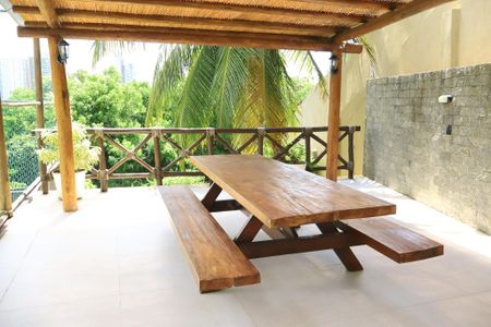 Apartamento para alugar com 207m², 4 quartos e 4 vagasÁrea comum - Churrasqueira