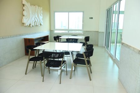 Apartamento para alugar com 207m², 4 quartos e 4 vagasÁrea comum - Salão de festas