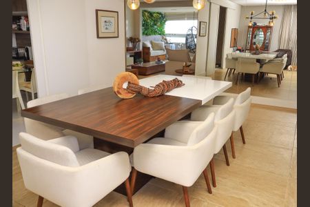 Apartamento para alugar com 207m², 4 quartos e 4 vagasSala de Jantar