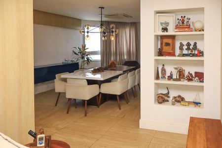 Apartamento para alugar com 207m², 4 quartos e 4 vagasSala de Jantar