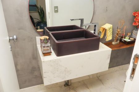 Apartamento para alugar com 207m², 4 quartos e 4 vagasLavabo