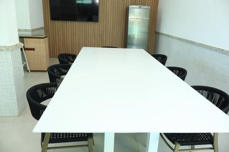 Apartamento para alugar com 207m², 4 quartos e 4 vagasÁrea comum - Salão de festas