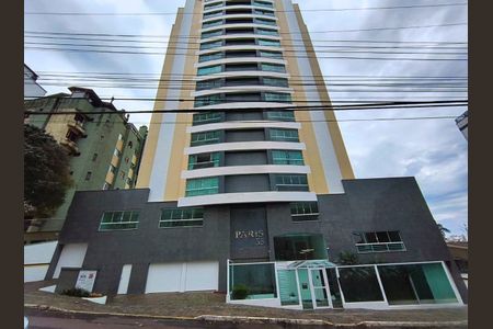 Apartamento para alugar com 104m², 3 quartos e 1 vaga Apartamento para alugar com 104m², 3 quartos e 1 vagaFachada