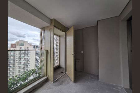 Apartamento à venda com 219m², 3 quartos e 4 vagasVaranda