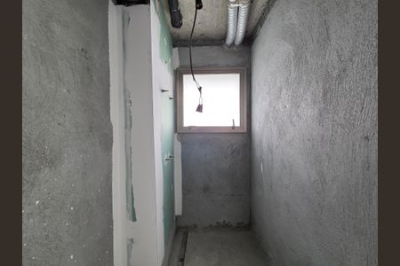 Apartamento à venda com 219m², 3 quartos e 4 vagasBanheiro da Suíte 1