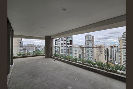 Apartamento à venda com 219m², 3 quartos e 4 vagasVaranda 