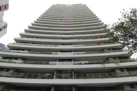 Apartamento à venda com 219m², 3 quartos e 3 vagasFachada