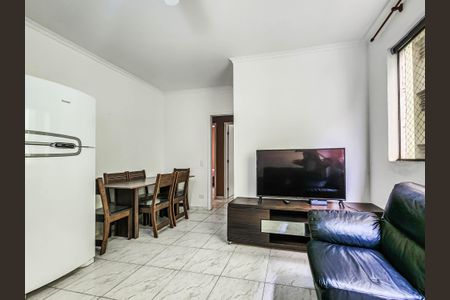 Apartamento para alugar com 77m², 2 quartos e 2 vagas Apartamento para alugar com 77m², 2 quartos e 2 vagasSala