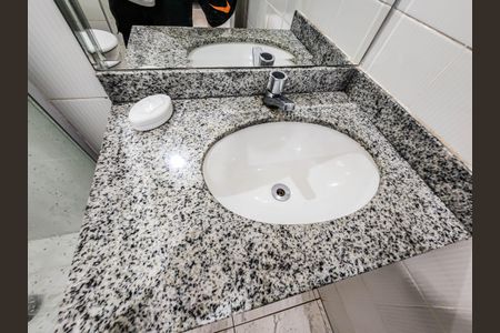 Apartamento para alugar com 77m², 2 quartos e 2 vagas