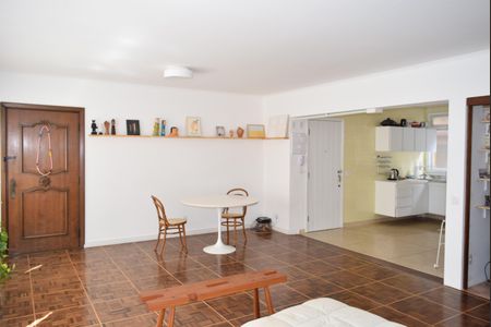 Apartamento para alugar com 115m², 3 quartos e 2 vagasSala