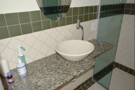 Apartamento para alugar com 115m², 3 quartos e 2 vagasBanheiro social