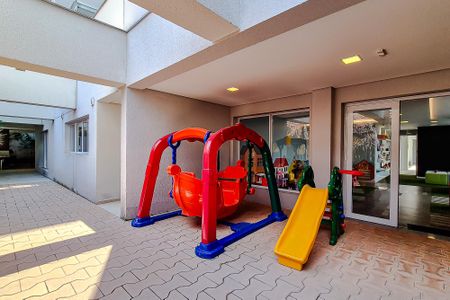 Apartamento à venda com 72m², 2 quartos e 2 vagasÁrea comum - Playground