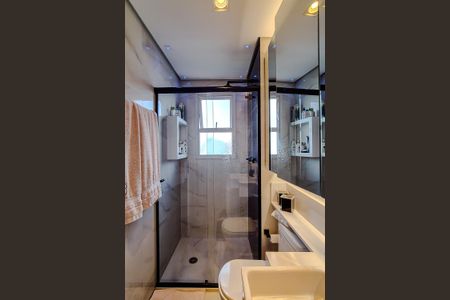 Apartamento à venda com 72m², 2 quartos e 2 vagasBanheiro da Suíte