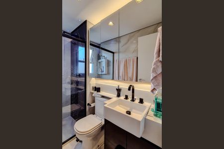 Apartamento à venda com 72m², 2 quartos e 2 vagasBanheiro da Suíte