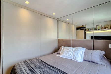 Apartamento à venda com 72m², 2 quartos e 2 vagasQuarto 1 - Suíte