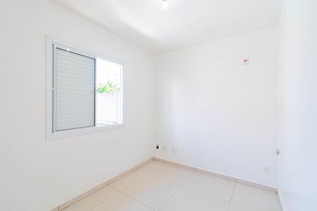 Casa de condomínio à venda com 70m², 3 quartos e 2 vagas