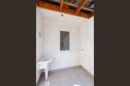 Casa de condomínio à venda com 70m², 3 quartos e 2 vagas