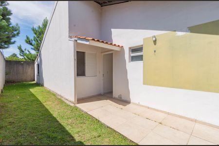 Casa de condomínio à venda com 70m², 3 quartos e 2 vagas