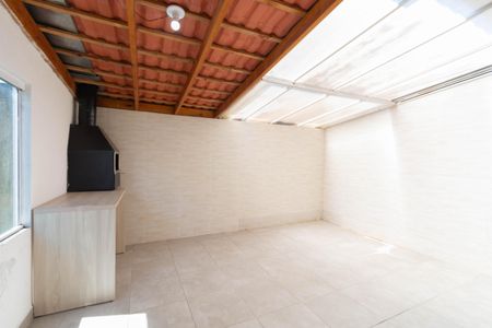 Casa de condomínio à venda com 70m², 3 quartos e 2 vagas