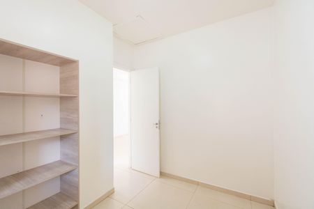 Casa de condomínio à venda com 70m², 3 quartos e 2 vagas