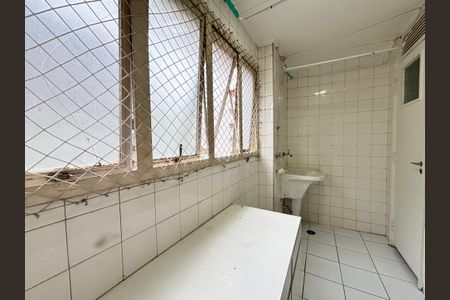 Apartamento para alugar com 90m², 3 quartos e 1 vagaÁrea de Serviço