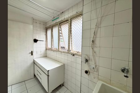 Apartamento para alugar com 90m², 3 quartos e 1 vagaÁrea de Serviço