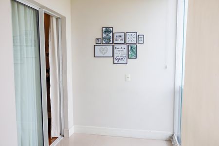 Apartamento à venda com 62m², 2 quartos e 1 vaga Apartamento à venda com 62m², 2 quartos e 1 vagaSacada