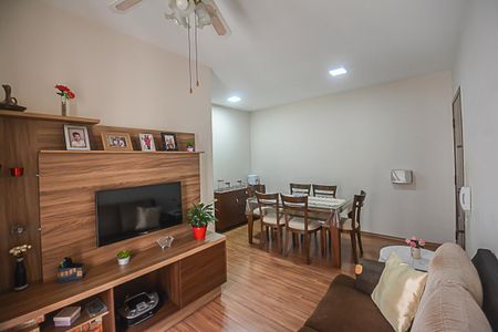 Apartamento à venda com 55m², 2 quartos e 1 vagaSala
