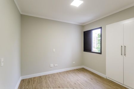 Apartamento à venda com 110m², 3 quartos e 2 vagasQuarto 2